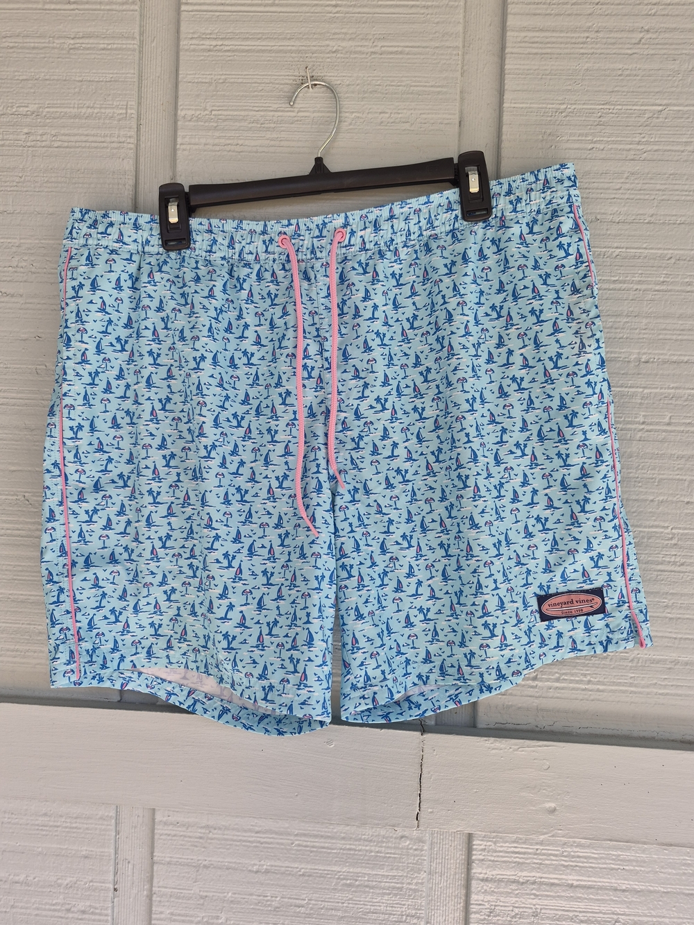 Mens Vineyard Vines Blue Sailboat & Palm Tree Print Swim Trunks Large